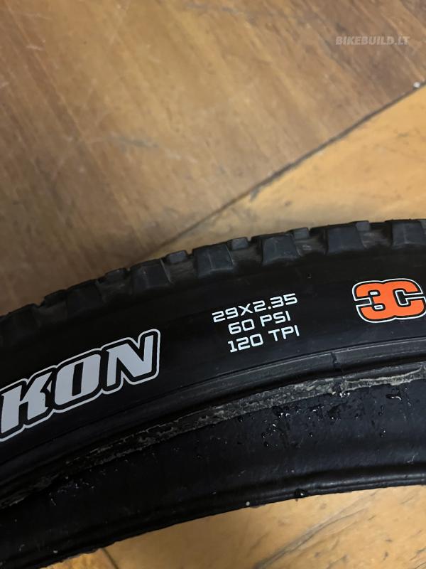 MAXXIS IKON